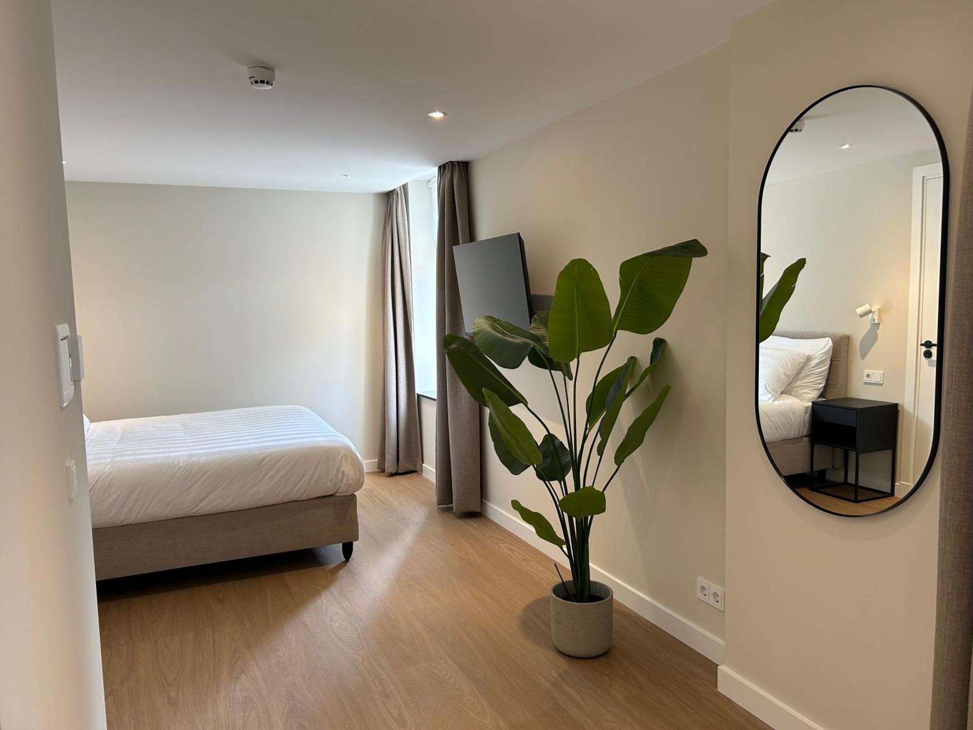 Hotel De Slapende Hollander Kaatsheuvel Kültér fotó