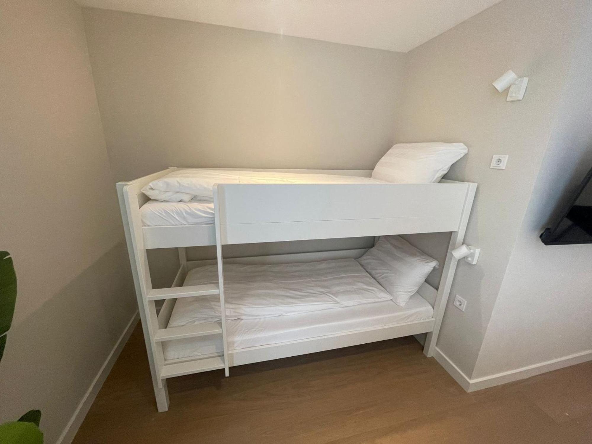Hotel De Slapende Hollander Kaatsheuvel Kültér fotó